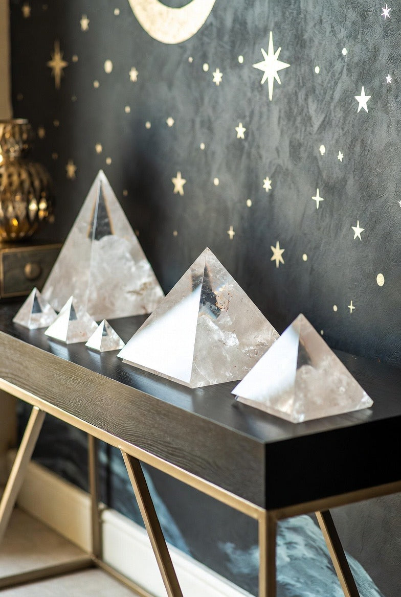 Quartz Pyramid Blue CLEAR QUARTZ PYRAMID MODERN – TRUE NATURE STORE